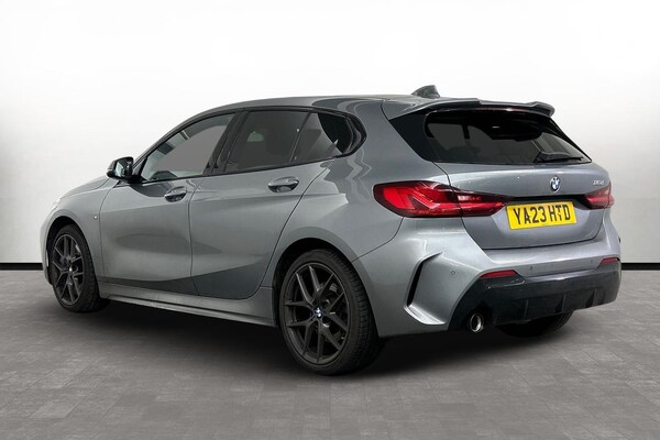 Used BMW 1 Series 2023 for sale - 76123130: Photo 2
