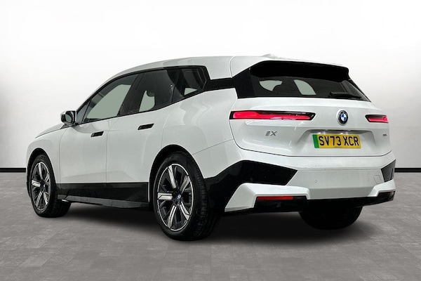 Used BMW iX 2023 for sale - 75109386: Photo 2