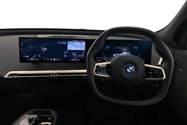 Used BMW iX 2023 for sale - 75109386: Photo 6