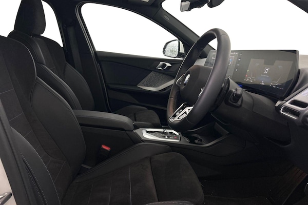 Used BMW 1 Series 2025 for sale - 75081920: Photo 12