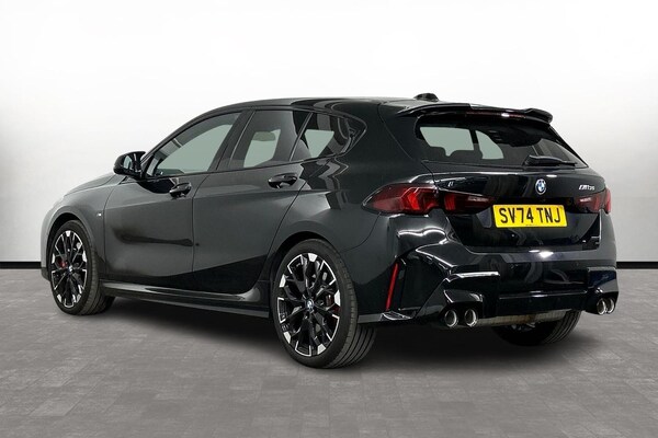 Used BMW 1 Series 2024 for sale - 76247167: Photo 2