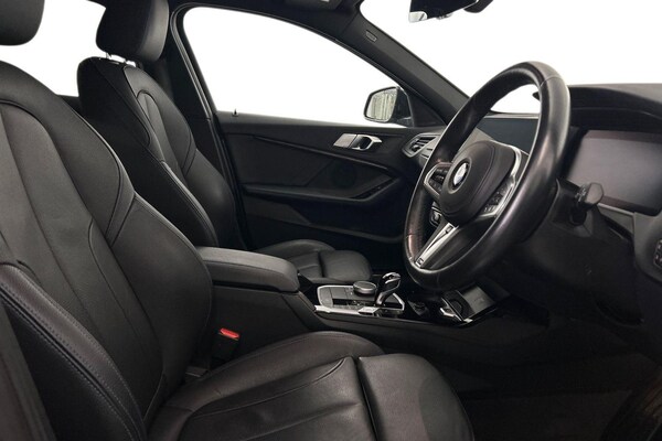 Used BMW 1 Series 2023 for sale - 76024719: Photo 12