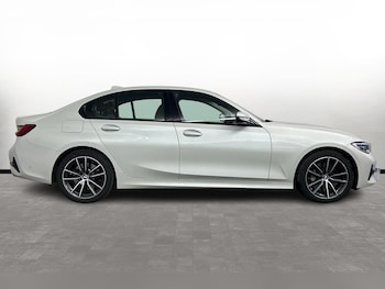 Used BMW 3 Series 2021 for sale - 75140412: Photo