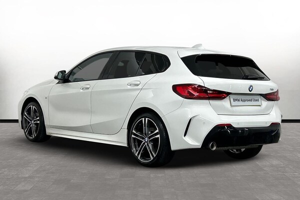Used BMW 1 Series 2023 for sale - 76137582: Photo 2