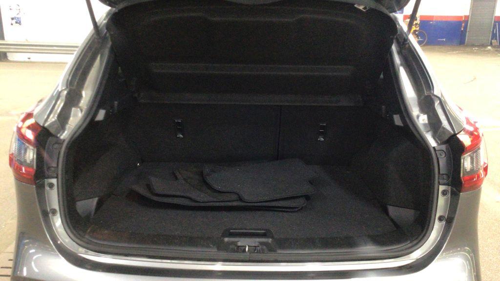 Used Nissan Qashqai for sale - 77634021: Photo 9