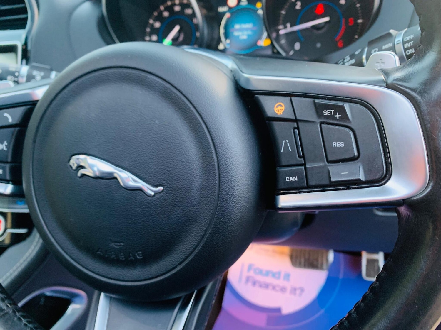 Used Jaguar F-Pace 2019 for sale - 77097382: Photo 16