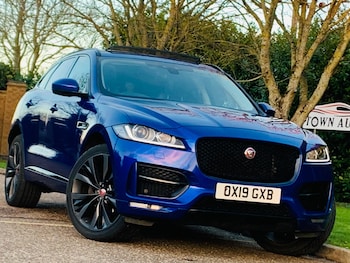 Used Jaguar F-Pace 2019 for sale - 77097382: Photo