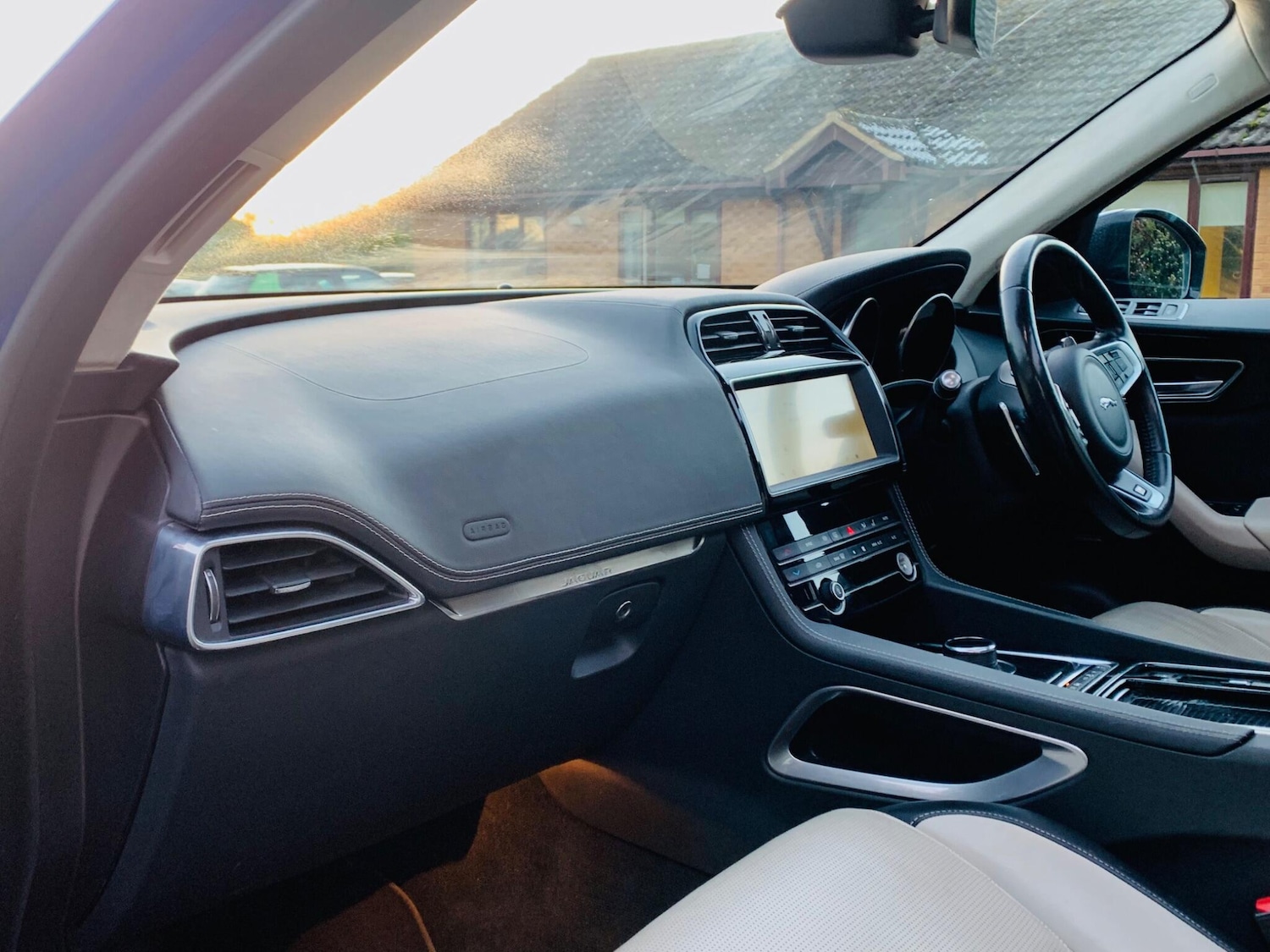 Used Jaguar F-Pace 2019 for sale - 77097382: Photo 44