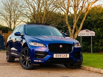 Used Jaguar F-Pace 2019 for sale - 77097382: Photo