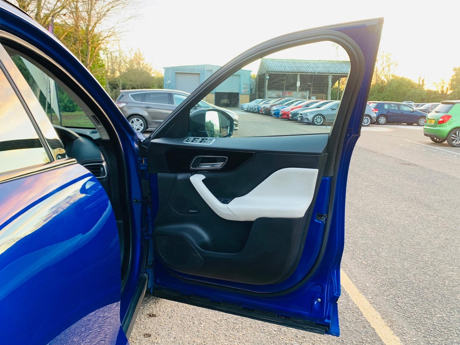 Used Jaguar F-Pace 2019 for sale - 77097382: Photo 7