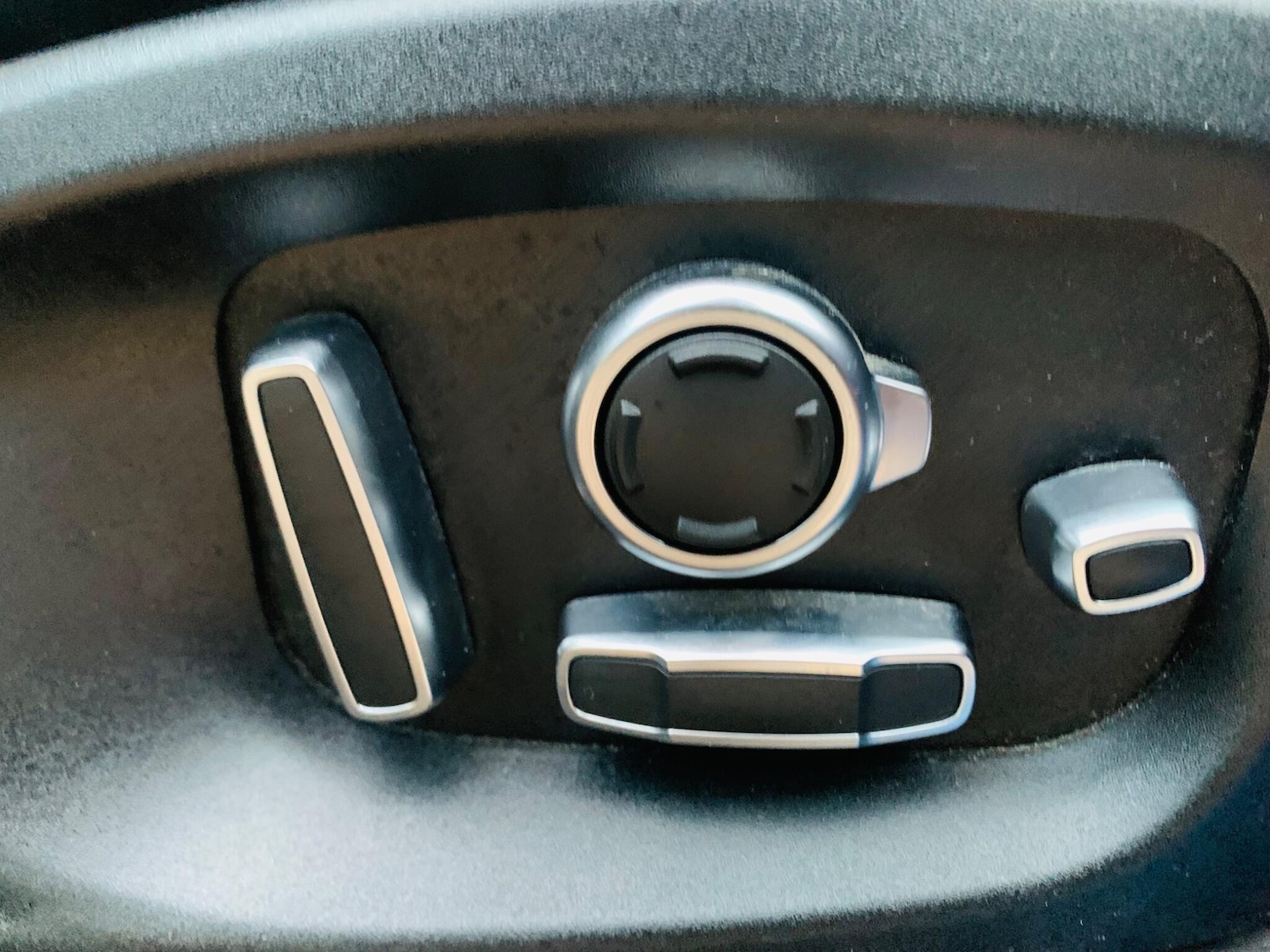 Used Jaguar F-Pace 2019 for sale - 77097382: Photo 8