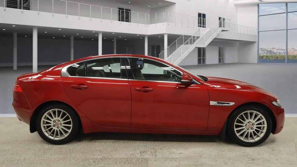 Used Jaguar XE 2015 for sale - 77440900: Photo 5