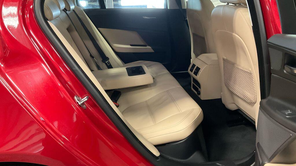 Used Jaguar XE 2015 for sale - 77440900: Photo 8