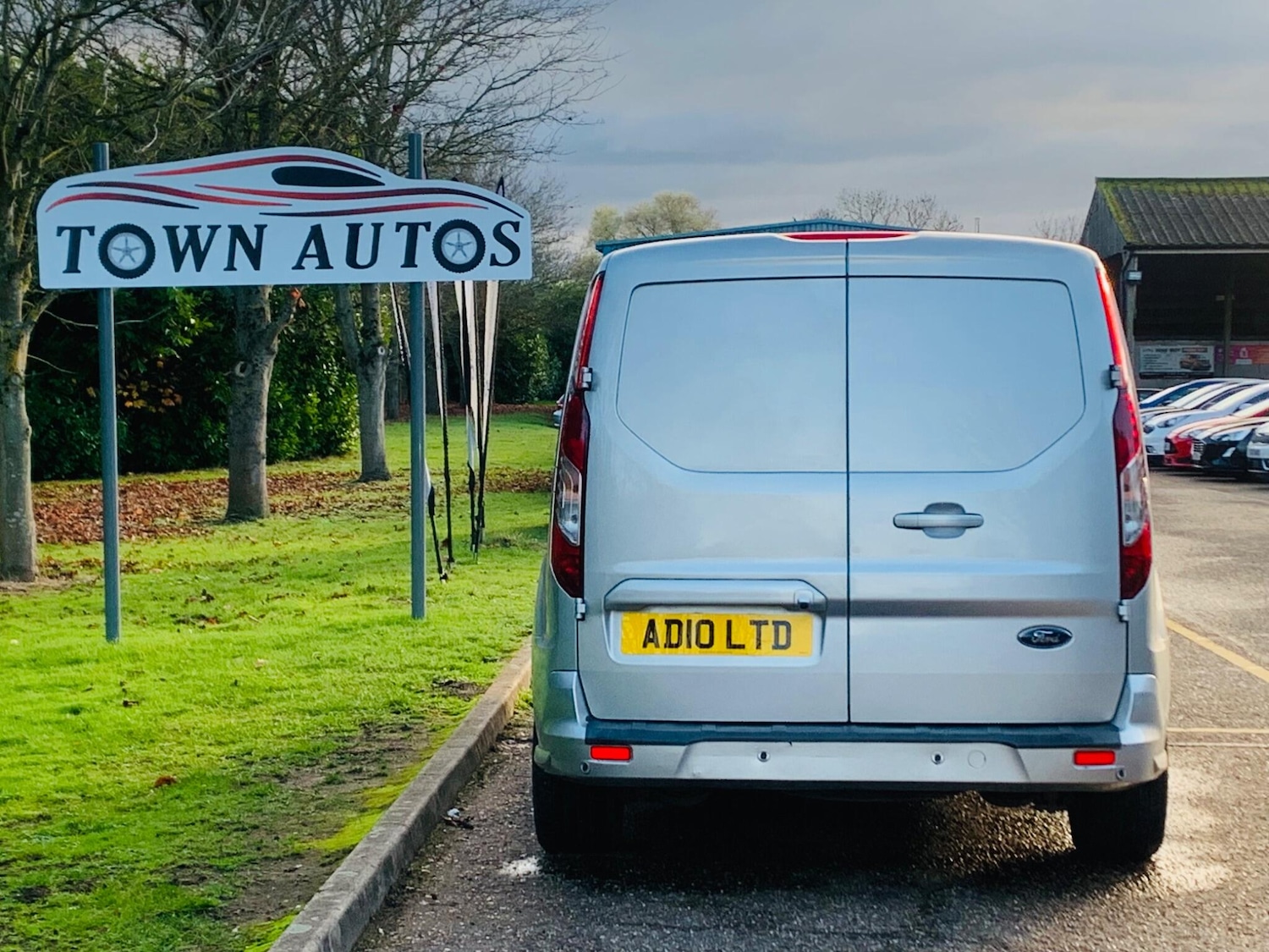 Used Ford Transit Connect 2017 for sale - 76743251: Photo 10