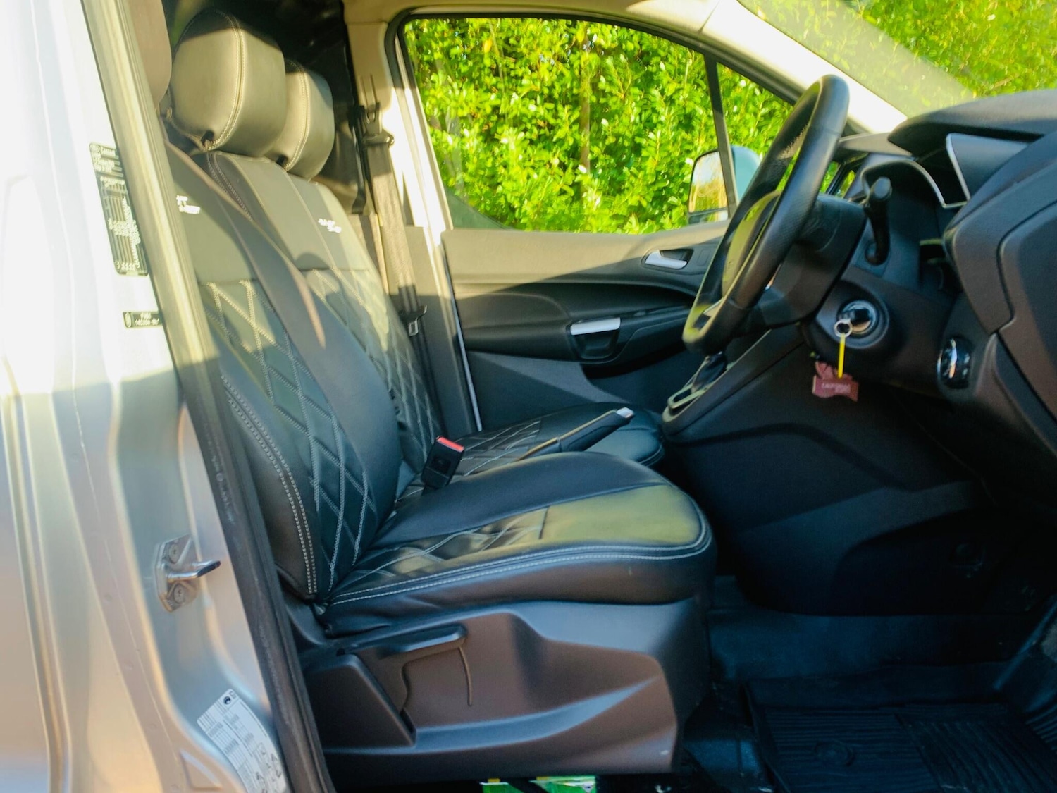 Used Ford Transit Connect 2017 for sale - 76743251: Photo 14