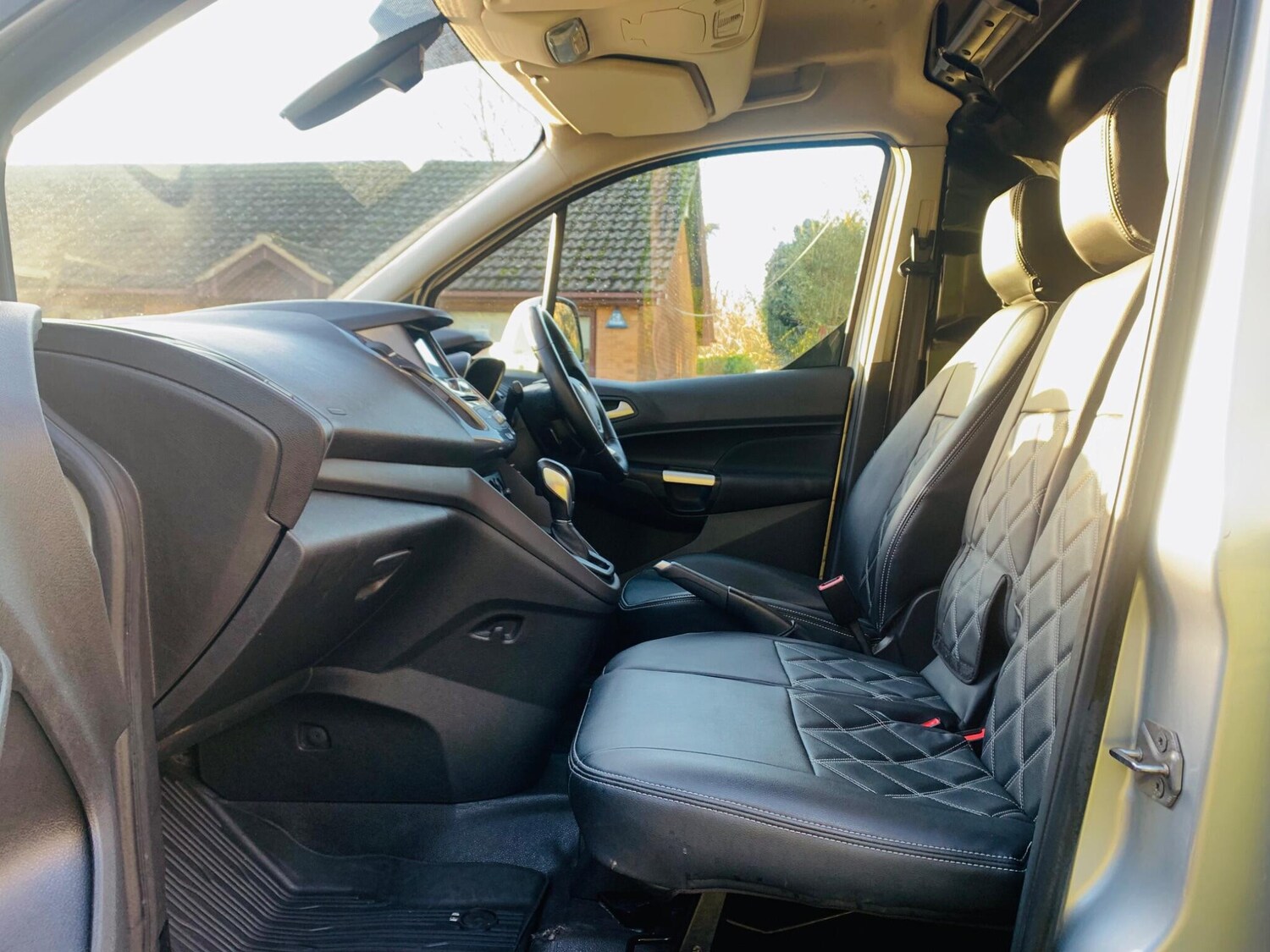 Used Ford Transit Connect 2017 for sale - 76743251: Photo 29