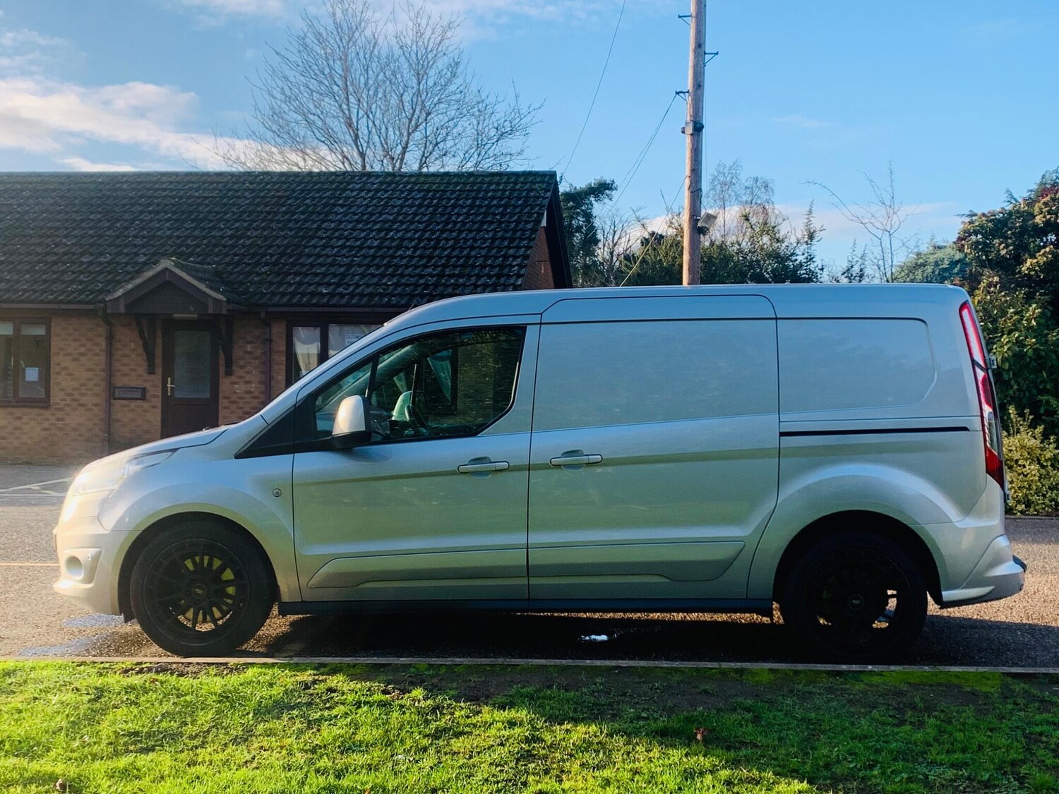 Used Ford Transit Connect 2017 for sale - 76743251: Photo 3