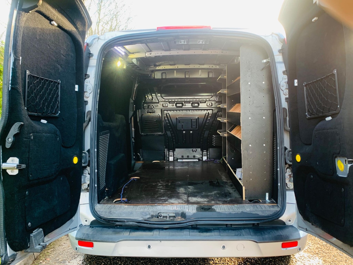 Used Ford Transit Connect 2017 for sale - 76743251: Photo 31