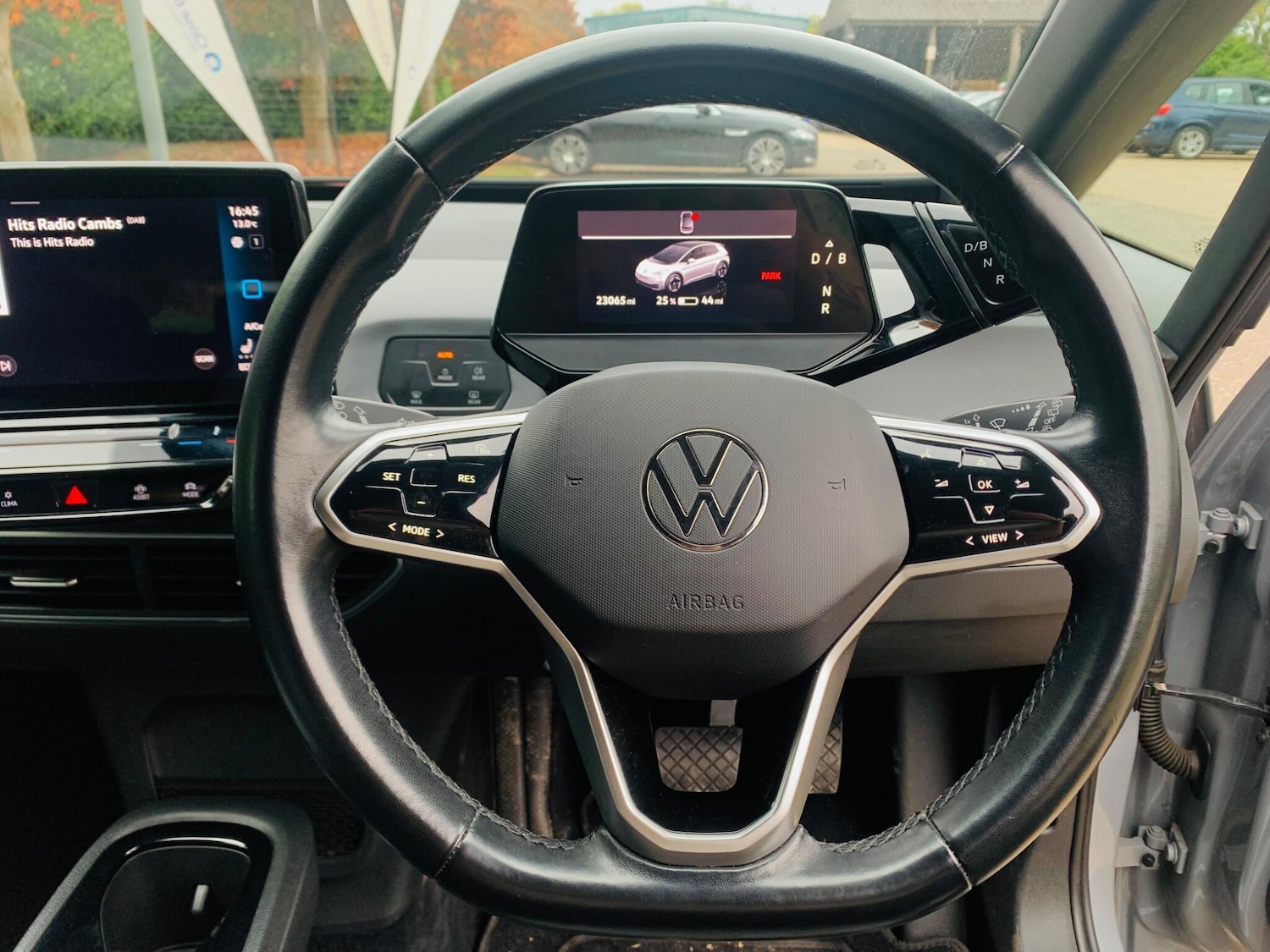 Used Volkswagen ID.3 2021 for sale - 76200574: Photo 10