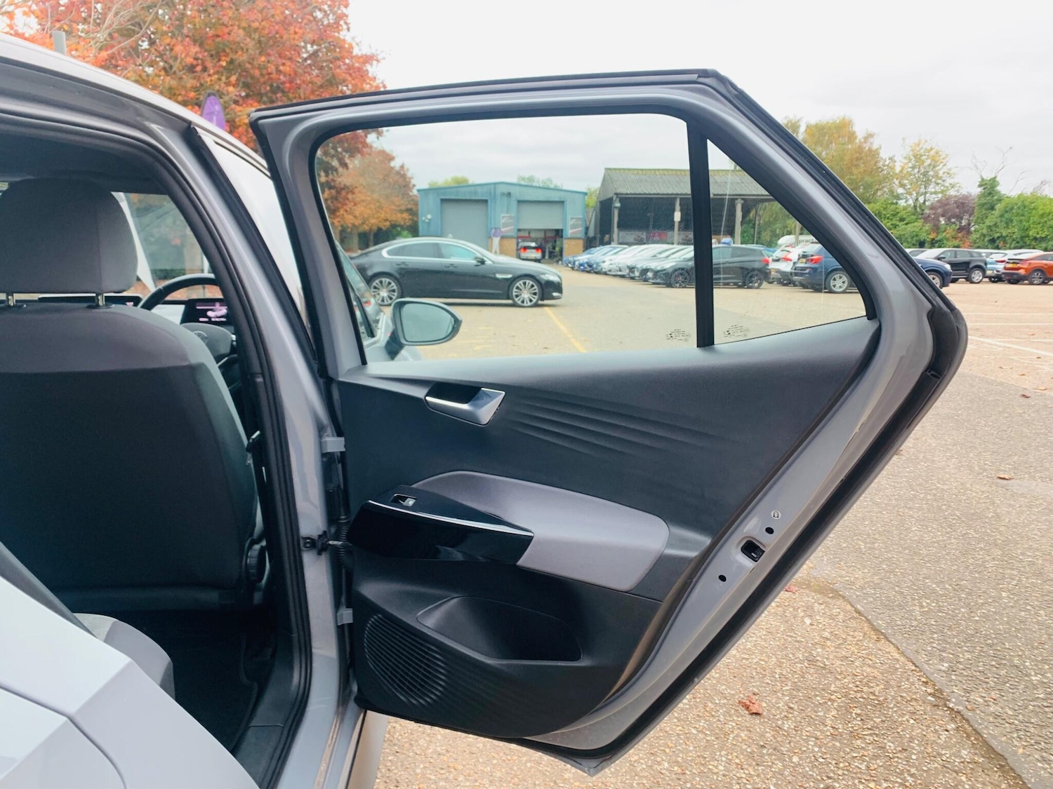 Used Volkswagen ID.3 2021 for sale - 76200574: Photo 39