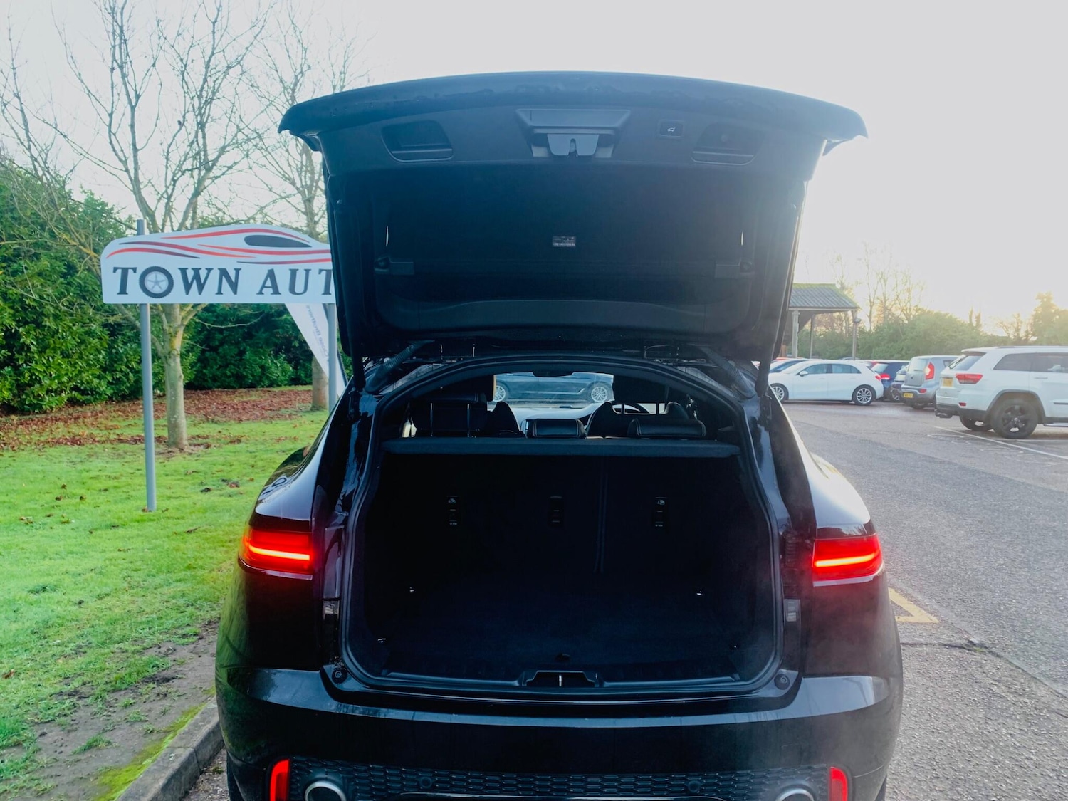 Used Jaguar E-Pace 2019 for sale - 77016899: Photo 13