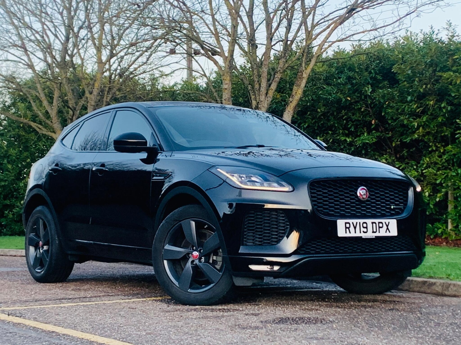 Used Jaguar E-Pace 2019 for sale - 77016899: Photo 2
