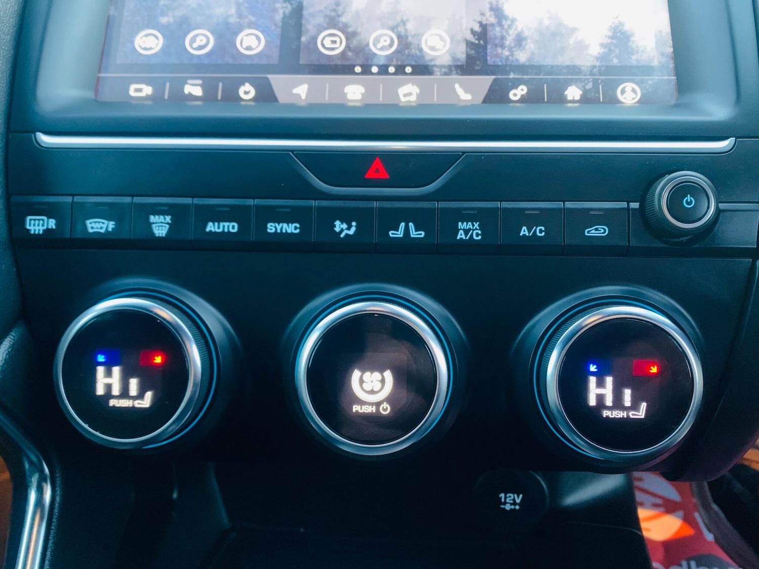 Used Jaguar E-Pace 2019 for sale - 77016899: Photo 33