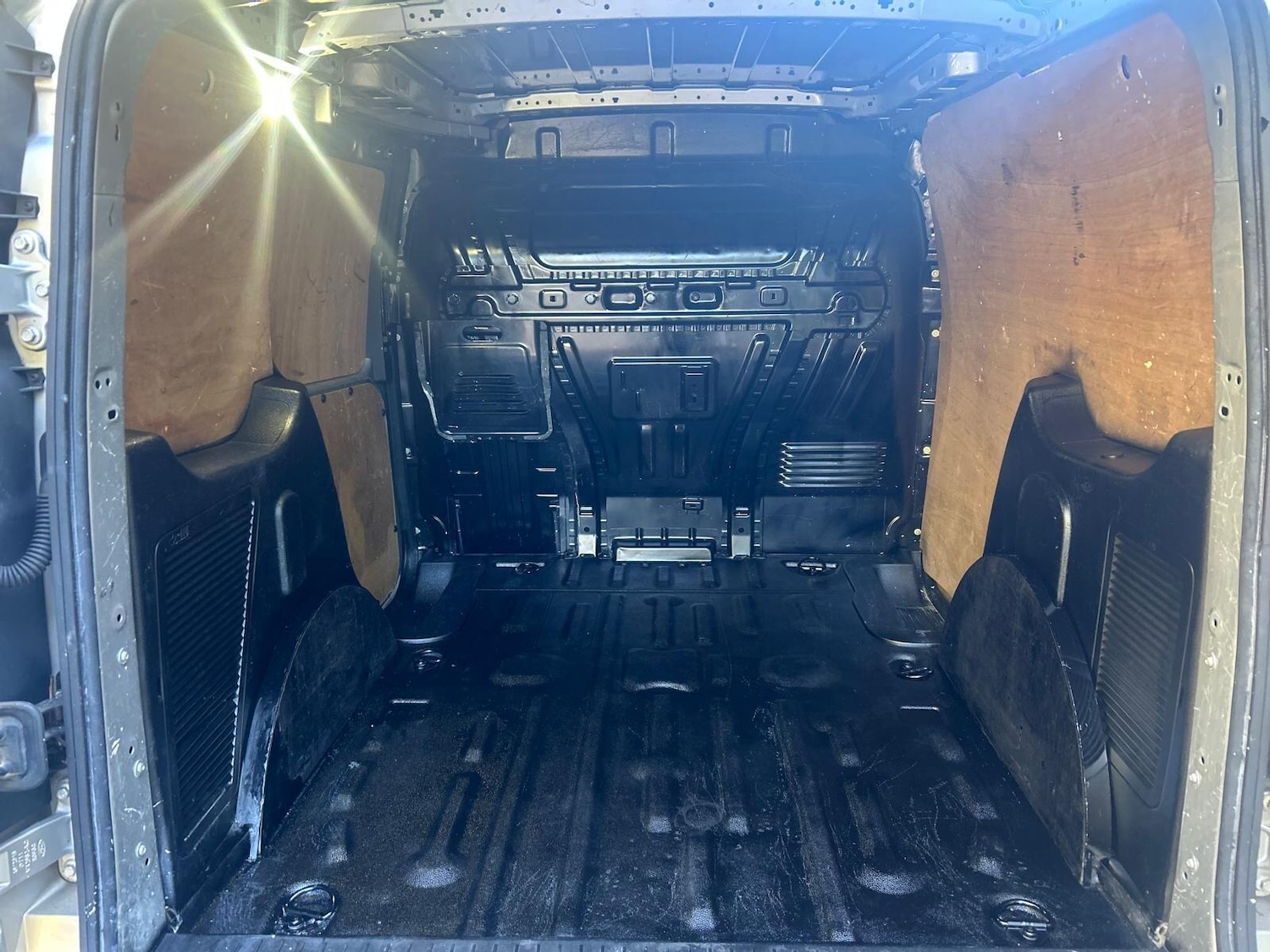 Used Ford Transit Connect 2017 for sale - 77559904: Photo 11