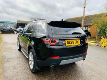 Used Land Rover Discovery Sport 2017 for sale - 73487435: Photo