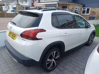 Used Peugeot 2008 2017 for sale - 79441071: Photo