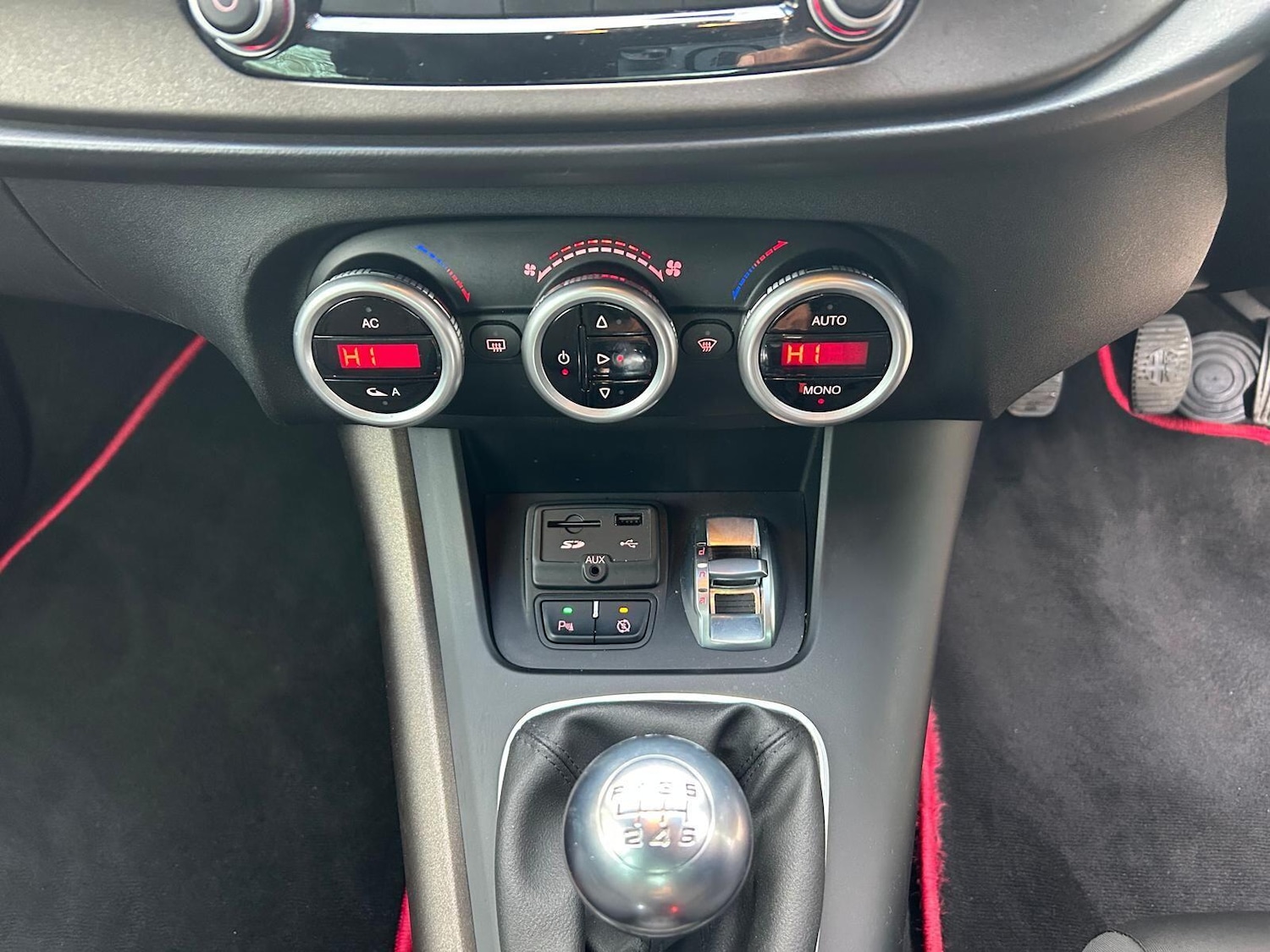 Used Alfa Romeo Giulietta 2015 for sale - 77163171: Photo 10