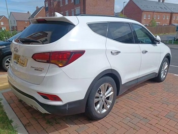 Used Hyundai Santa Fe 2016 for sale - 78516626: Photo