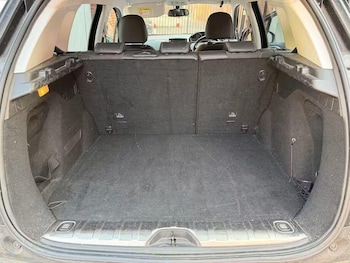 Used Peugeot 2008 2015 for sale - 79388752: Photo