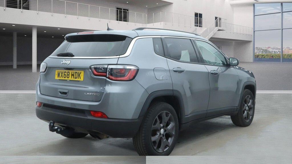 Used Jeep Compass 2018 for sale - 76976260: Photo 4