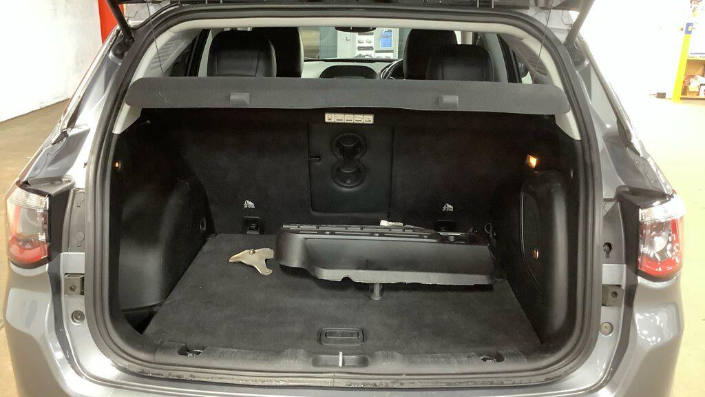 Used Jeep Compass 2018 for sale - 76976260: Photo 7