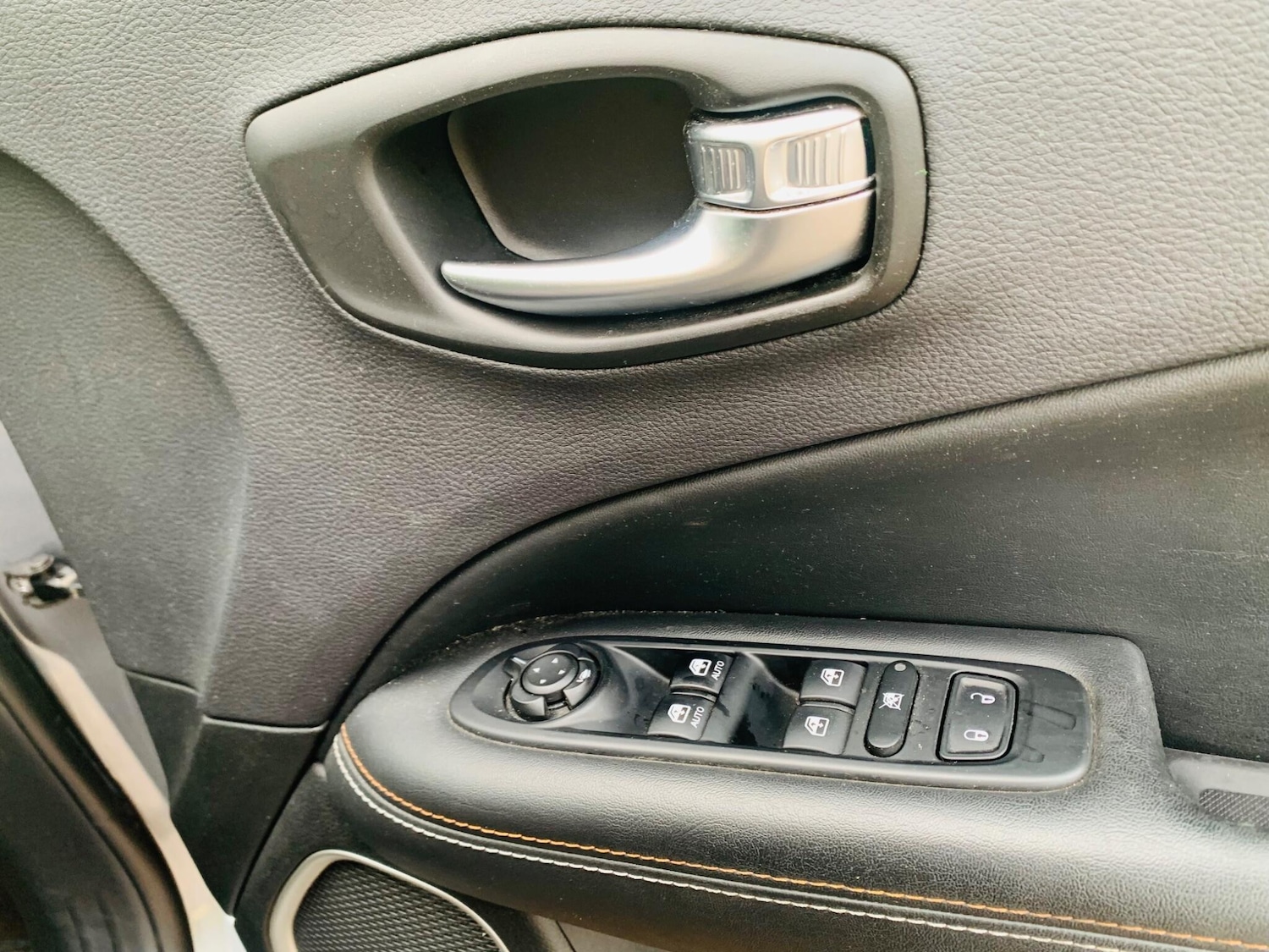 Used Jeep Compass 2018 for sale - 76742445: Photo 11