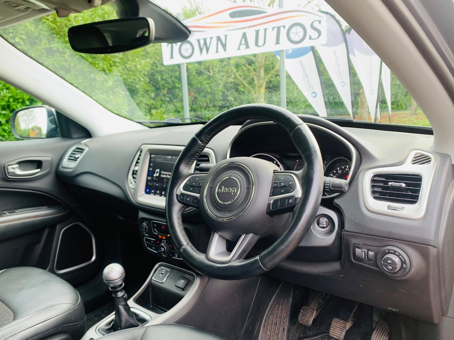 Used Jeep Compass 2018 for sale - 76742445: Photo 14