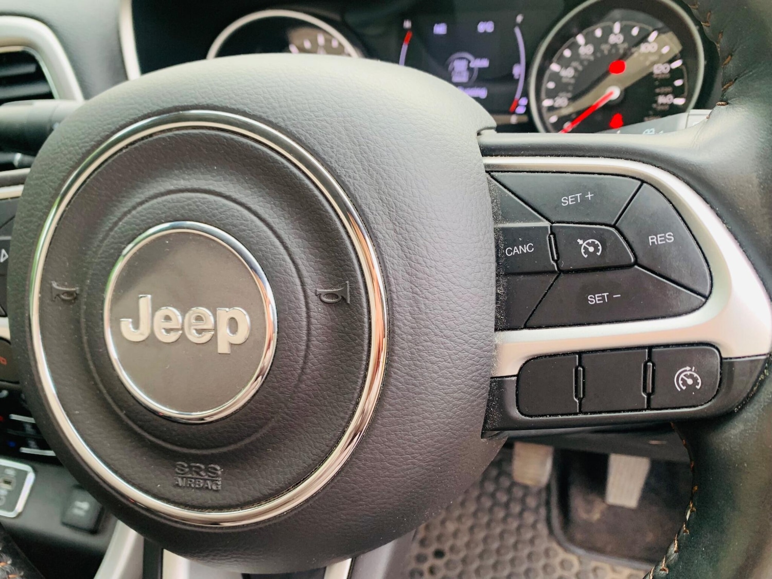 Used Jeep Compass 2018 for sale - 76742445: Photo 19