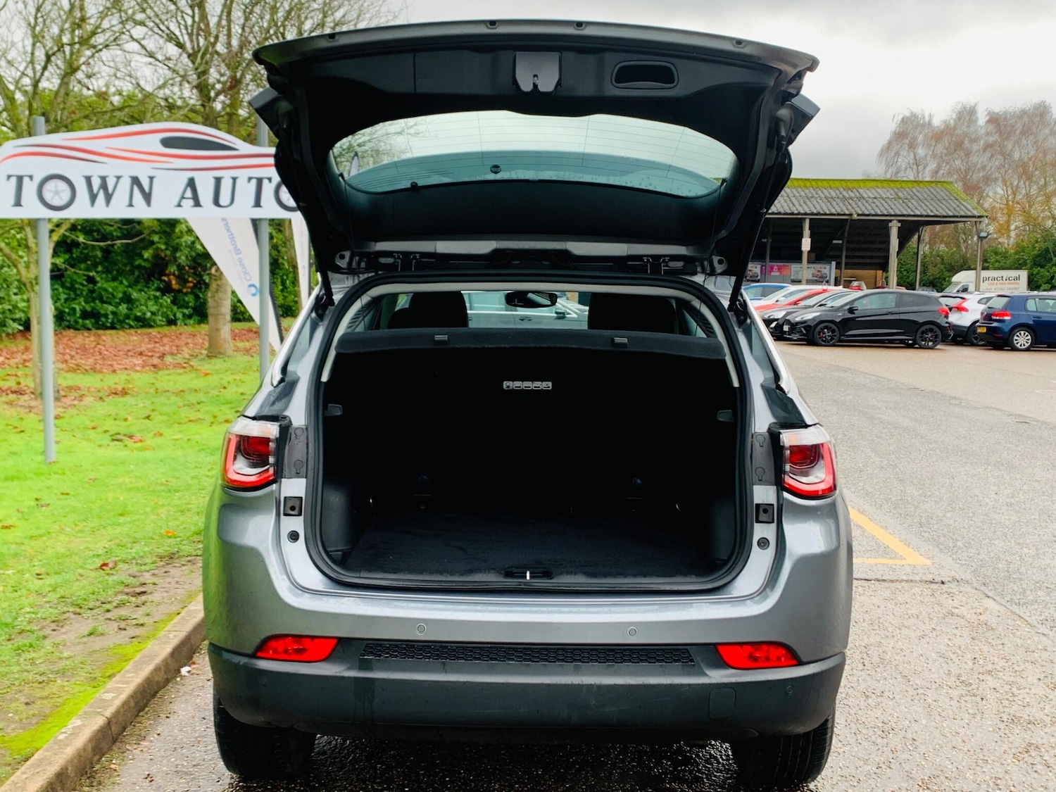 Used Jeep Compass 2018 for sale - 76742445: Photo 48