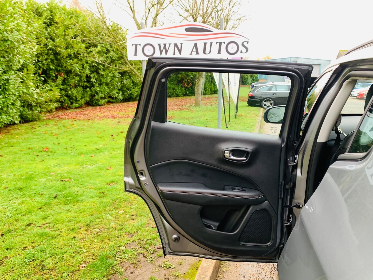 Used Jeep Compass 2018 for sale - 76742445: Photo 54