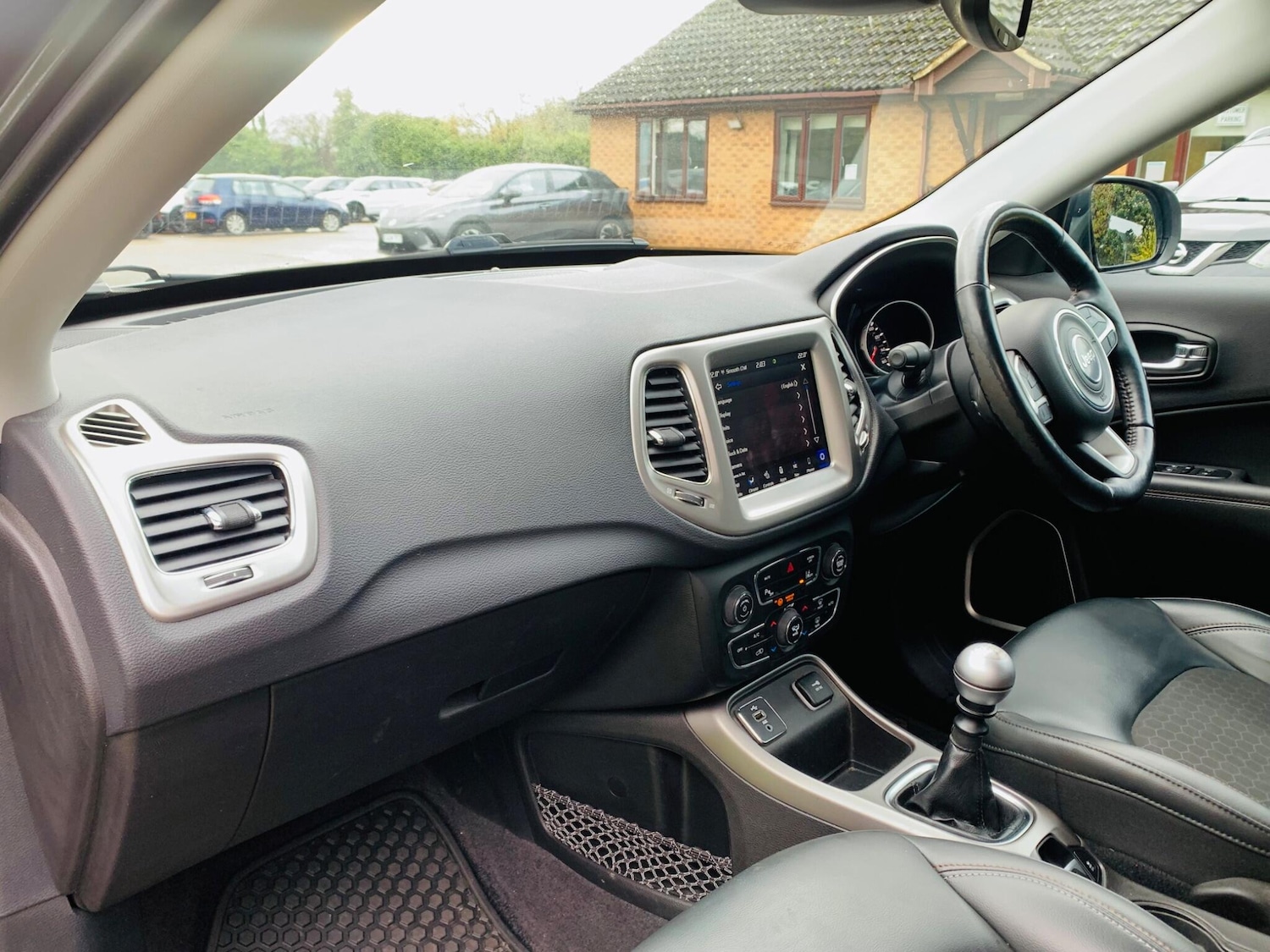Used Jeep Compass 2018 for sale - 76742445: Photo 58