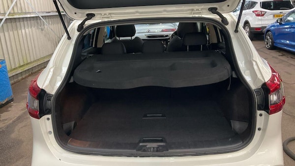 Used Nissan Qashqai 2019 for sale - 76296140: Photo 11