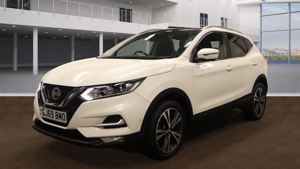 Used Nissan Qashqai 2019 for sale - 76296140: Photo 2