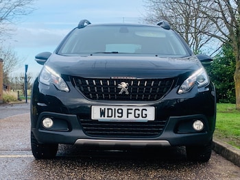 Used Peugeot 2008 2019 for sale - 76742928: Photo