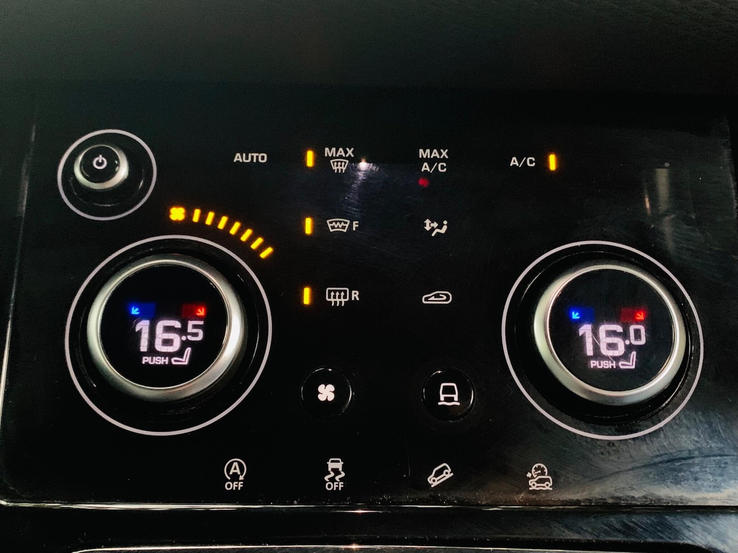 Used Land Rover Range Rover Evoque 2020 for sale - 76166337: Photo 33