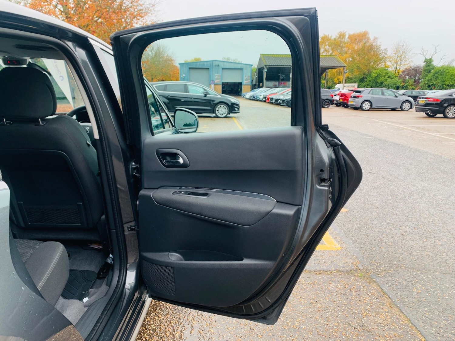 Used Peugeot 3008 2014 for sale - 76388981: Photo 27