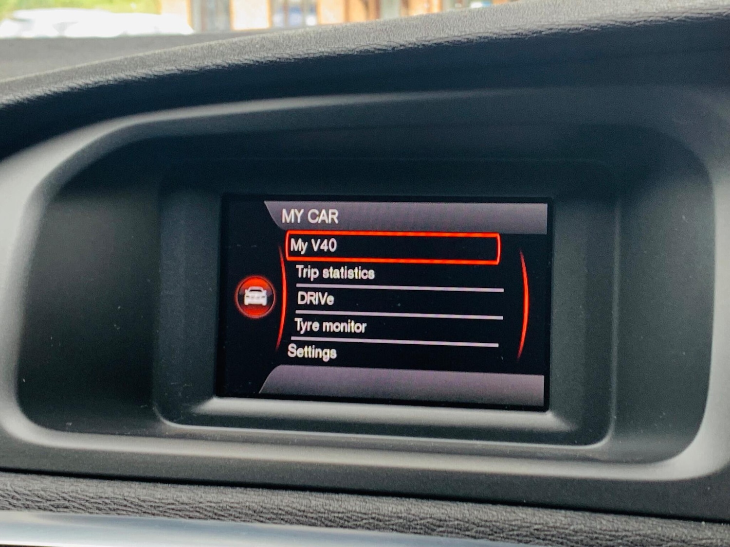 Used Volvo V40 Cross Country 2015 for sale - 75838850: Photo 17