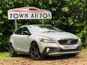Used Volvo V40 Cross Country 2015 for sale - 75838850: Photo