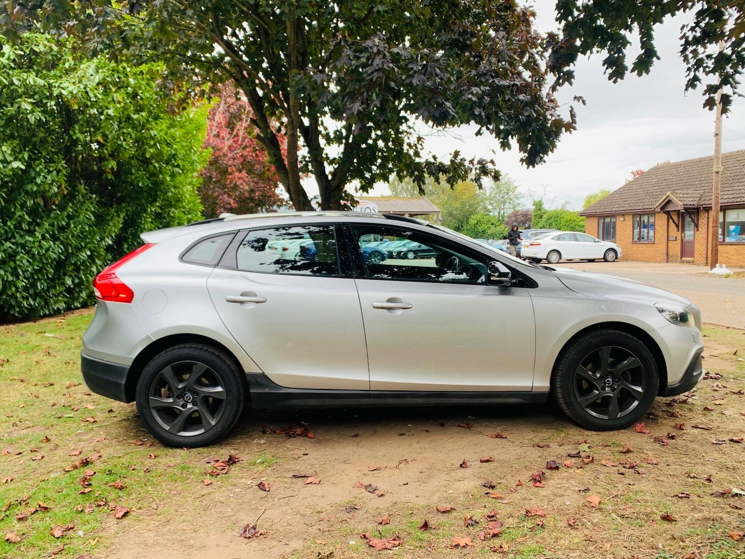 Used Volvo V40 Cross Country 2015 for sale - 75838850: Photo 23