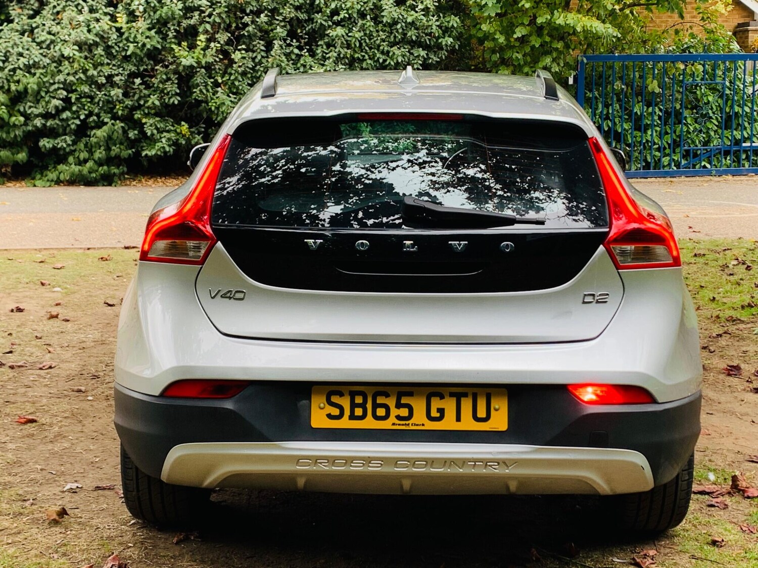 Used Volvo V40 Cross Country 2015 for sale - 75838850: Photo 25